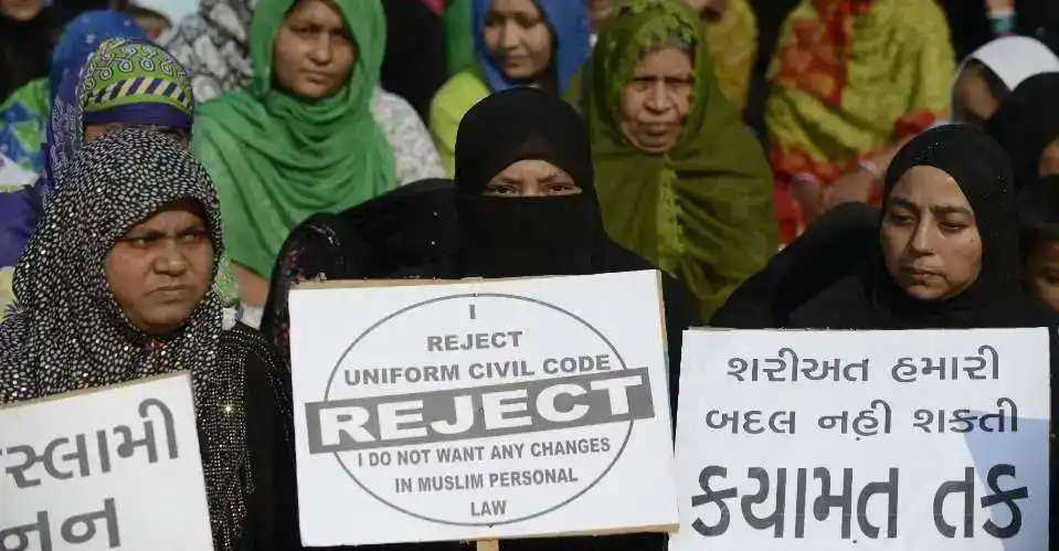 The political template of the common code rush in India