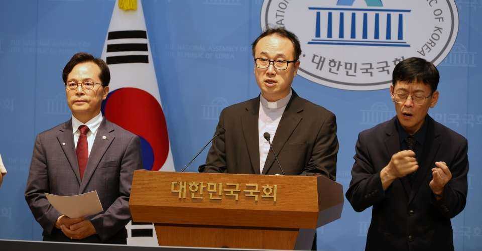 Korean Church, pro-lifers slam move to legalize abortion pills
