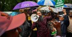 Sri Lanka extends tenure of judges despite protests