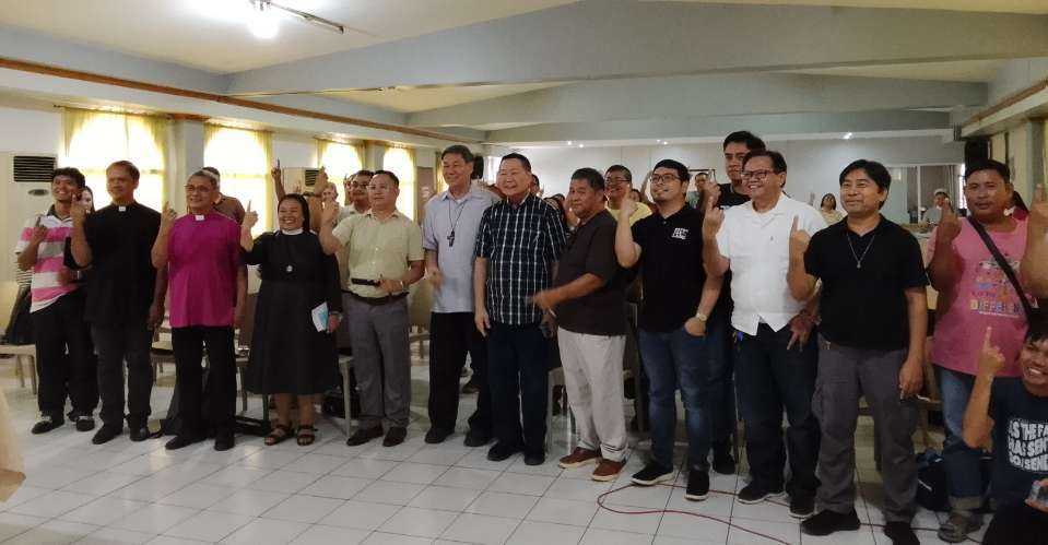 Upaya yang dipimpin Gereja untuk memutus rantai dinasti politik di Filipina dimulai